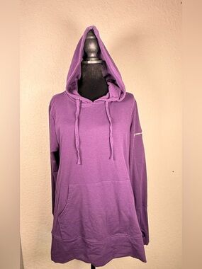 Born Primitive Purple Hoodie Women’s Medium Thumbhole Pullover